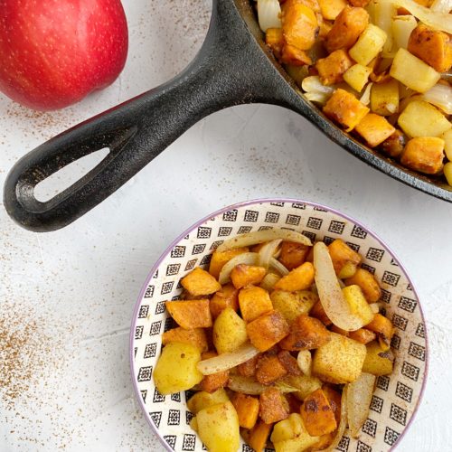sweet potatoes with apples and onions